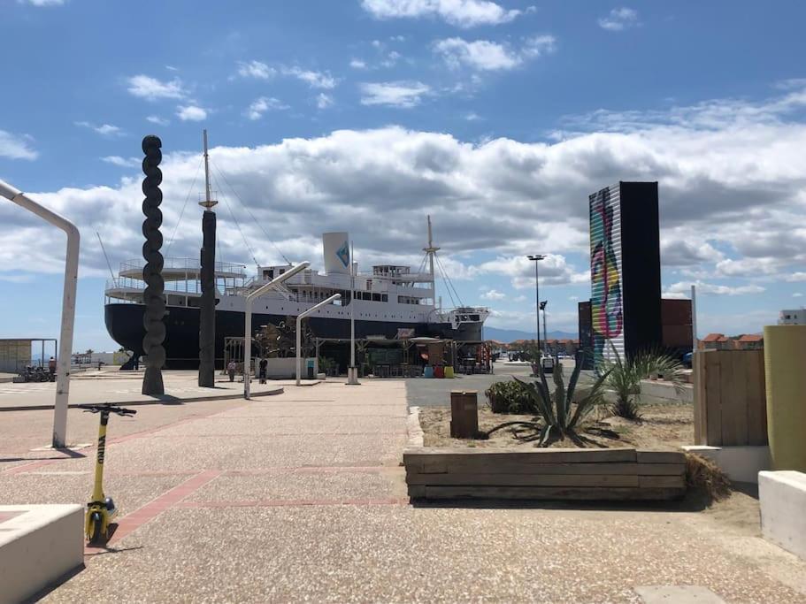 T2 Terrasse, Calme, Proche Mer Et Commodites Le Barcarès Extérieur photo